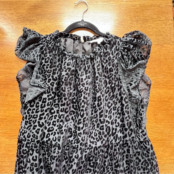 ⭐️ LOFT Velvet Burnout Ruffled Leopard Mini Dress Mobwife size MEDIUM - Picture 11 of 11